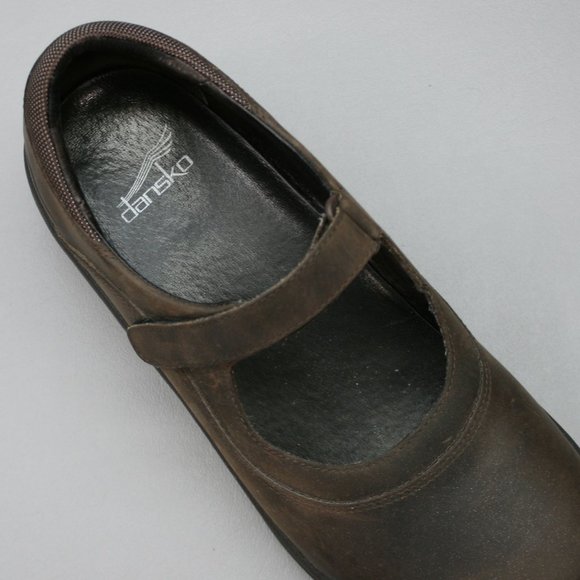 Dansko Ladies 40 (9.5-10) Mary Jane Hook Loop Strap Oiled Brown Leather Dr Clogs - Picture 7 of 12